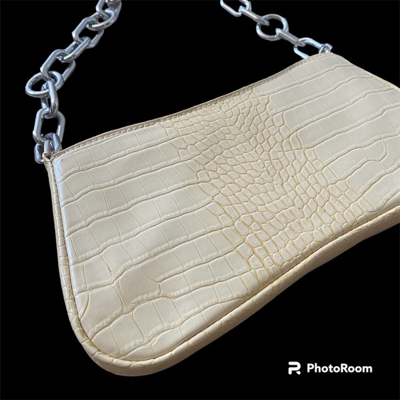 Mini Chain Purse - Picture 3 of 8